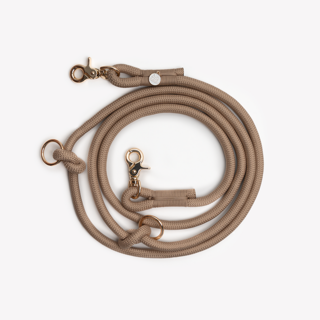 The Shoreline Hands-Free Lead in Dune, detail